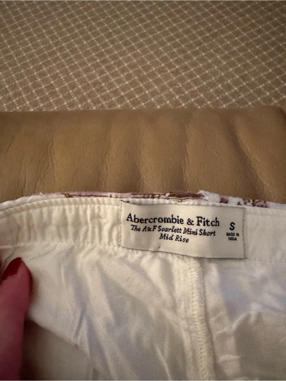 Abercrombie & Fitch White Shorts with Brown Scenic Print